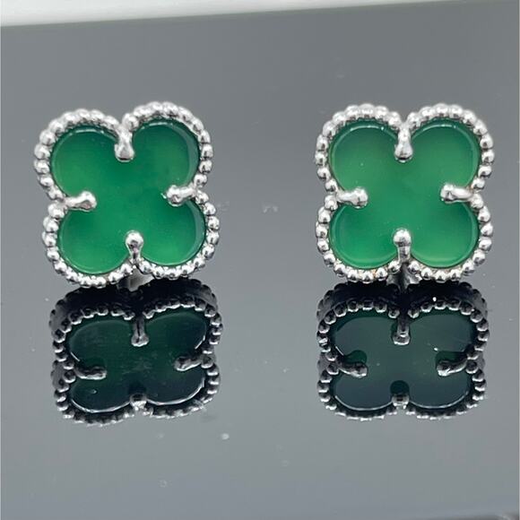 Green Onyx Flower Stud Earrings 925 Sterling Silver Screw Back Posts - Picture 5 of 9
